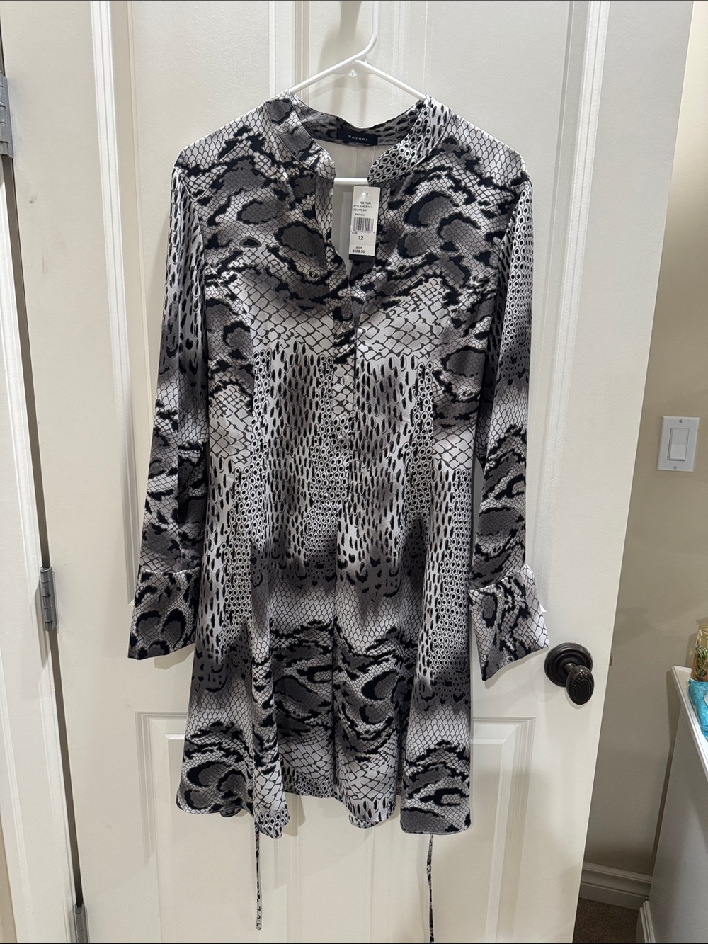 Natori Black & White Snake-Print dress